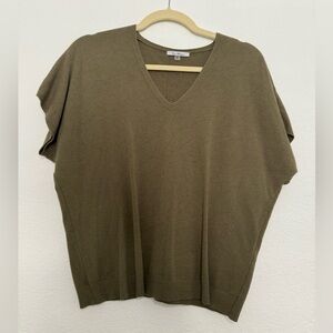 Chic Olive V-Neck Women's Blouse Medium